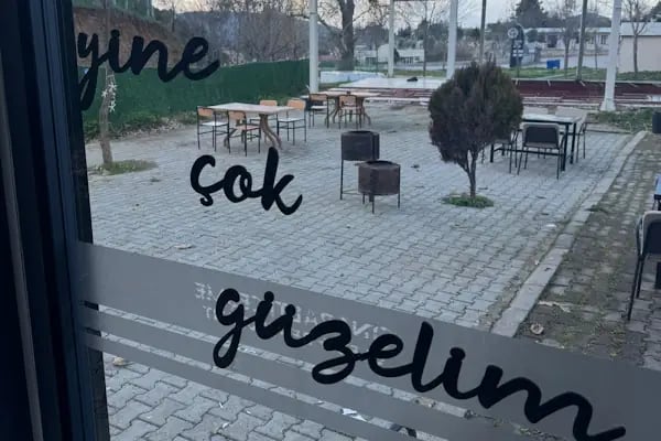 Kırklar Çınaraltı Çeşme Cafe - Resim 7