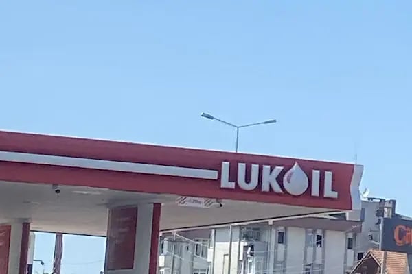 Lukoil - Resim 11