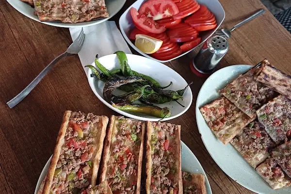 Bahçelievler Pide ve Etli Ekmek Salonu - Resim 9