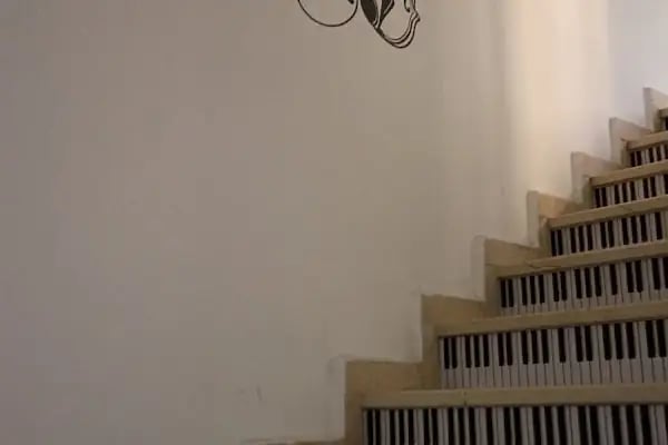 MUSIC HOUSE - Resim 8