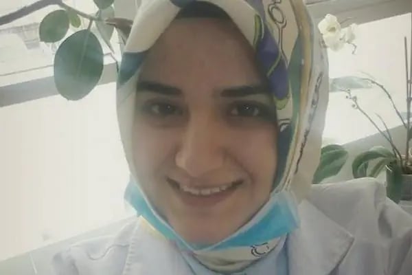 Klinik Esse Ağız ve Diş Sağlığı Polikliniği - Davutdede - Resim 15