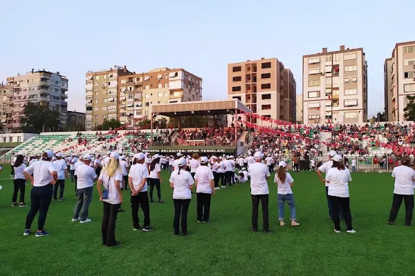 Bornova Stadyumu - Resim 2