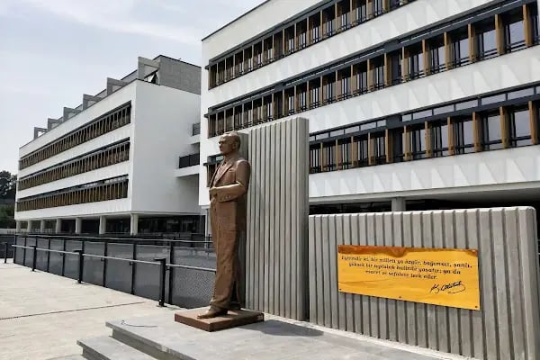MEV Koleji Özel İzmir Bornova Okulları - Resim 4