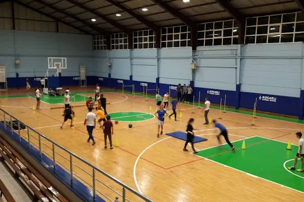 50.Yil Spor Salonu - Resim 12