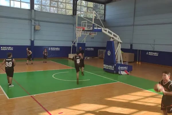 50.Yil Spor Salonu - Resim 18