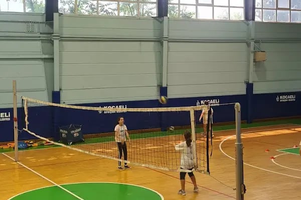 50.Yil Spor Salonu - Resim 16