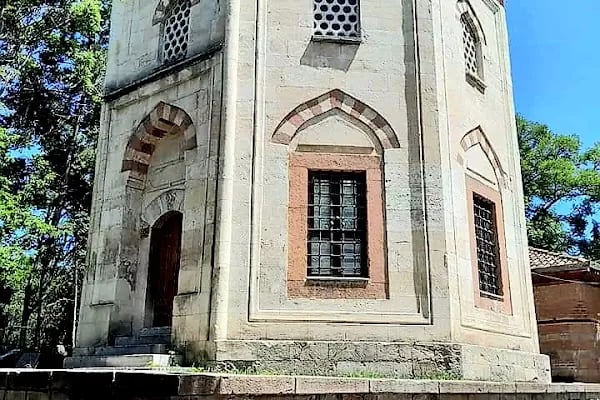 Cenabi Ahmet Paşa Türbesi - Resim 2