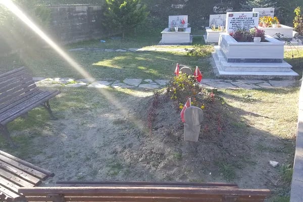 Sakarya Şehitliği - Resim 18