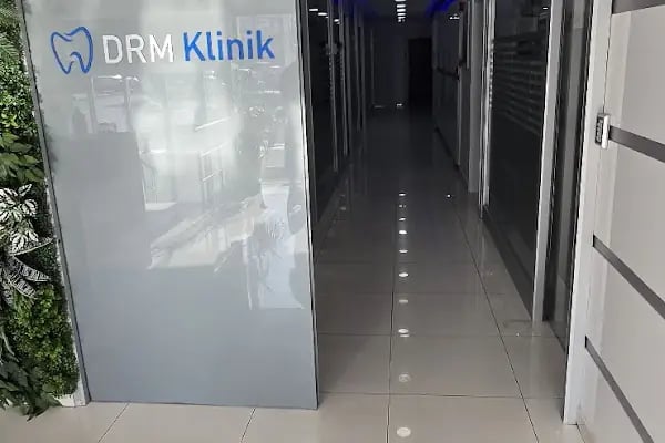 DR.MR Klinik Ağız ve Diş Sağlığı Polikliniği - Halkalı Merkez - Resim 14