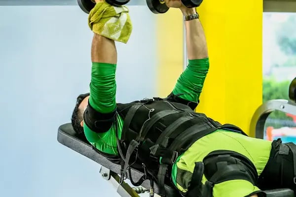 Joven EMS Fitness - Kepez - Resim 5