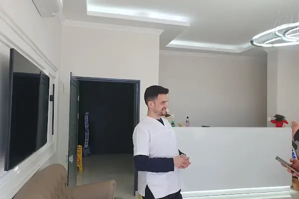 Diş hekimi Mehmet ÖZER-Alanya Diş hekimi -Diş kliniği-İmplant -Zirkonyum-Acil Diş-Kanal Tedavisi-Porselen kaplama-Dentist- - Resim 12