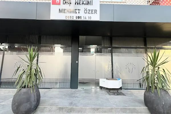 Diş hekimi Mehmet ÖZER-Alanya Diş hekimi -Diş kliniği-İmplant -Zirkonyum-Acil Diş-Kanal Tedavisi-Porselen kaplama-Dentist- - Resim 4