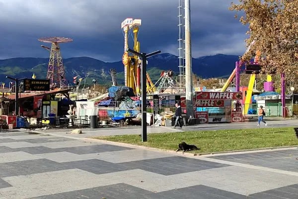 Akçay Eglence Lunepark - Resim 5