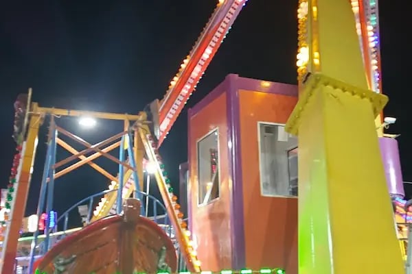 Akçay Eglence Lunepark - Resim 9