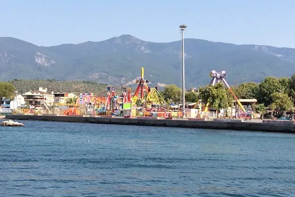 Akçay Eglence Lunepark - Resim 11