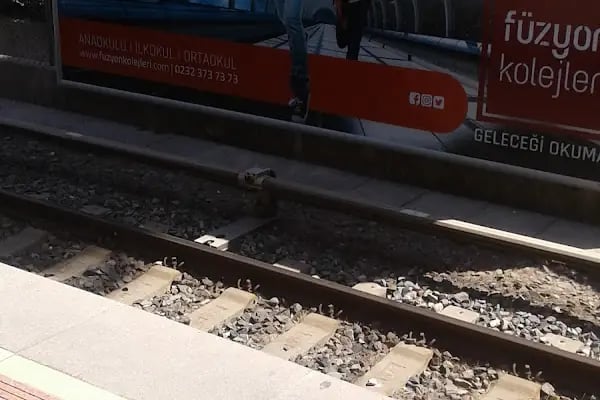 Bornova Bölge Metro Durağı - Resim 20