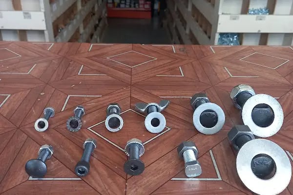 İlkyaz Ticaret Oto Yedek Parça - Resim 6
