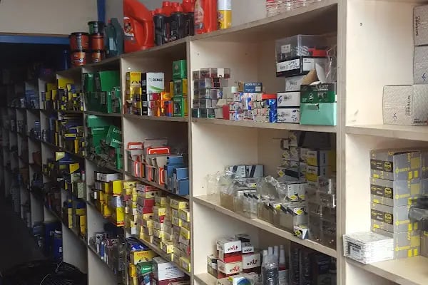 İlkyaz Ticaret Oto Yedek Parça - Resim 18