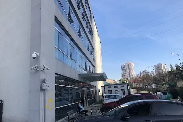Ataşehir Ağız Ve Diş Sağlığı Hastanesi - Resim 14