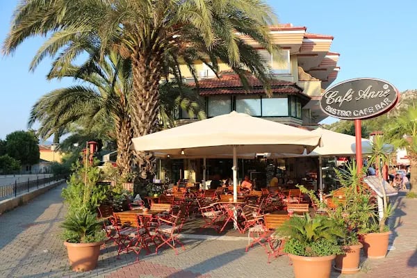 Cafe Anne - Resim 2