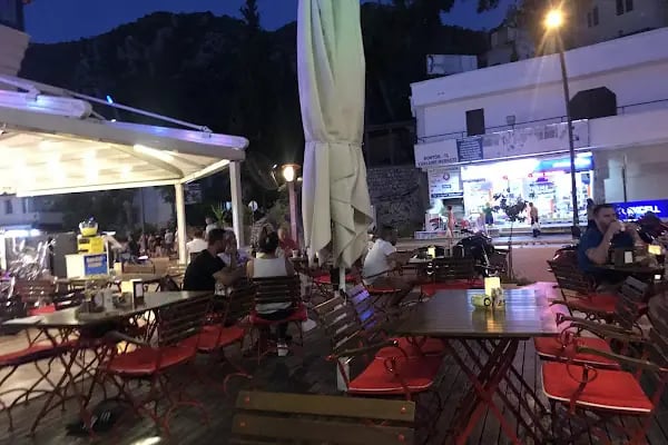 Cafe Anne - Resim 17