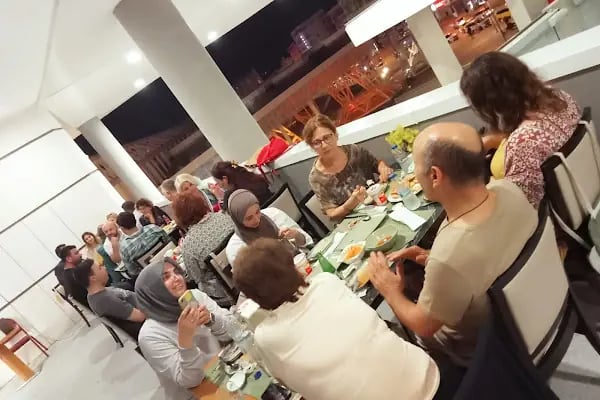 AVM Antalya Büyükşehir Belediyesi Ticaret ve Kültür Merkezi - Doğugarajı - Resim 3