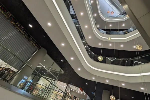 AVM Antalya Büyükşehir Belediyesi Ticaret ve Kültür Merkezi - Doğugarajı - Resim 4
