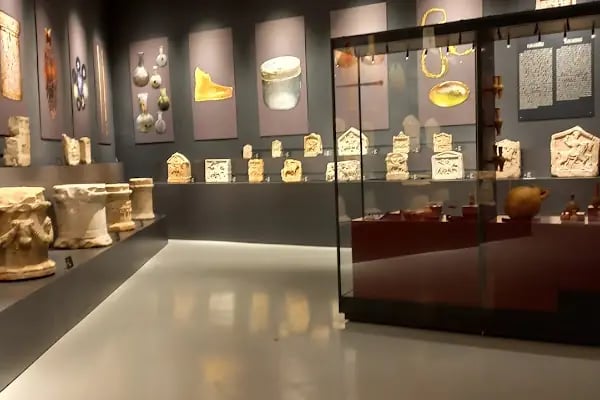AVM Antalya Büyükşehir Belediyesi Ticaret ve Kültür Merkezi - Doğugarajı - Resim 20