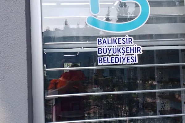Ece Sıla Ünsal Kütüphanesi - Resim 3