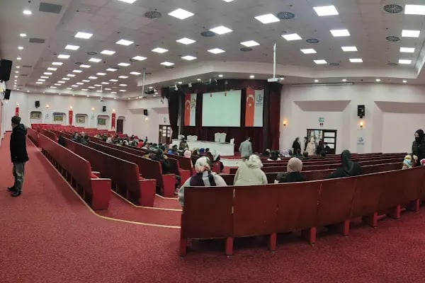 Bağcılar Belediyesi Kadir Topbaş Halk Sarayı - Resim 1