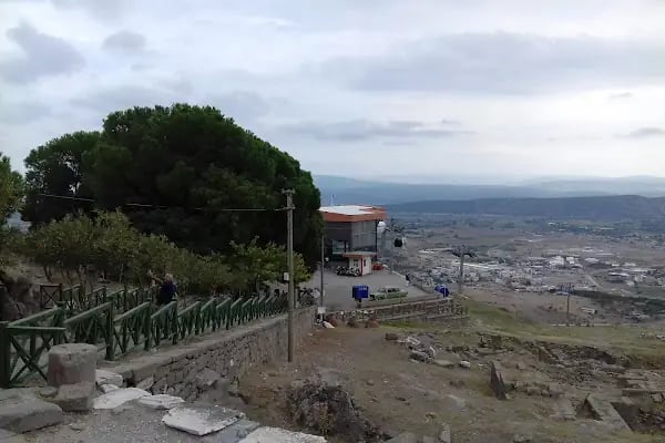 Akropol Yukarı Teleferik İstasyonu - Resim 15