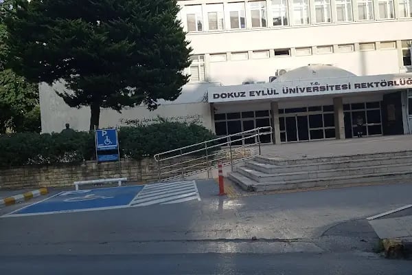 Dokuz Eylül Üniversitesi - Resim 3