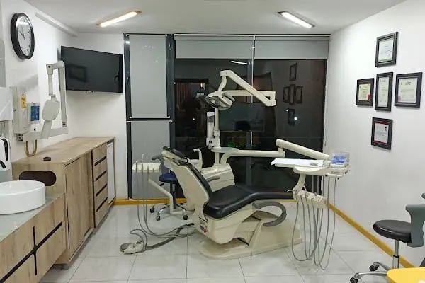 Özel Globaldent Ağız ve Diş Sağlığı Polikliniği Diyarbakır - Resim 2