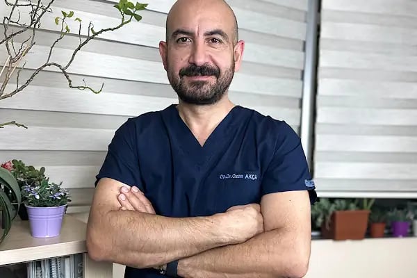 Op. Dr. Ozan Akca, Ortopedi Ve Travmatoloji - Resim 1