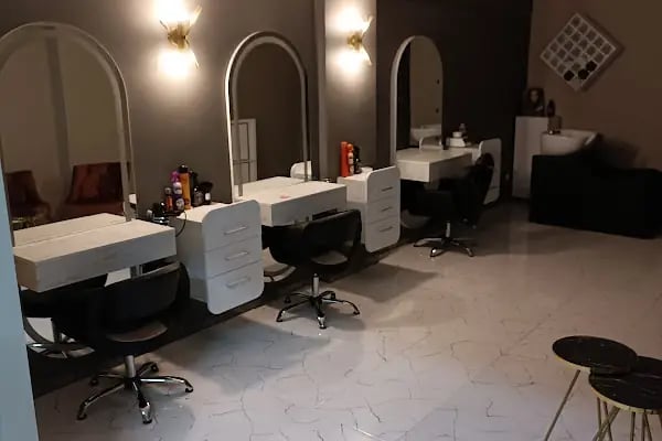 NERMİN BAYAN KUAFÖRÜ ( hair design) - Resim 14
