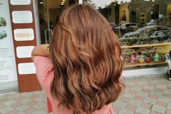 Hüseyin Alkan Hair Beauty &amp; Wellness Center - Resim 7
