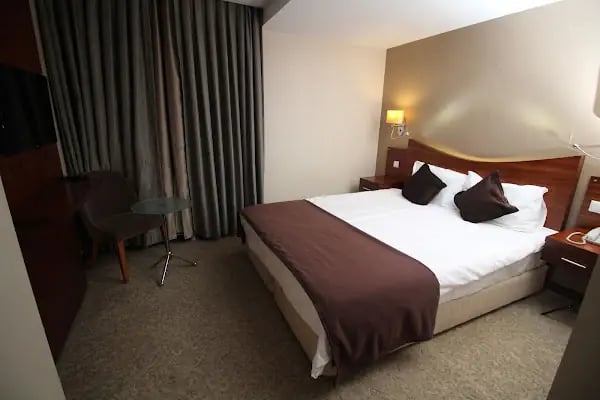 Vali Erdoğan Şahinoğlu Hitit Otel - Resim 19