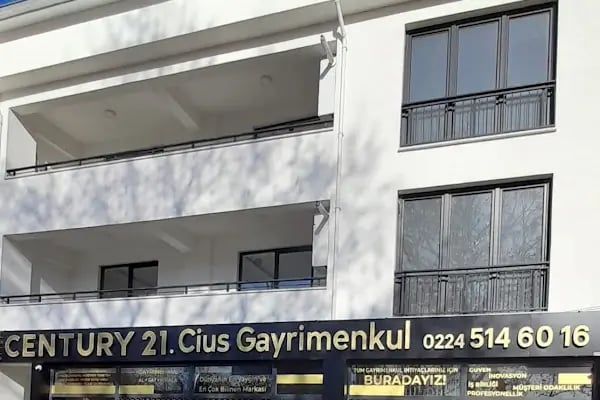 Century21 Cius Gayrimenkul - Resim 2