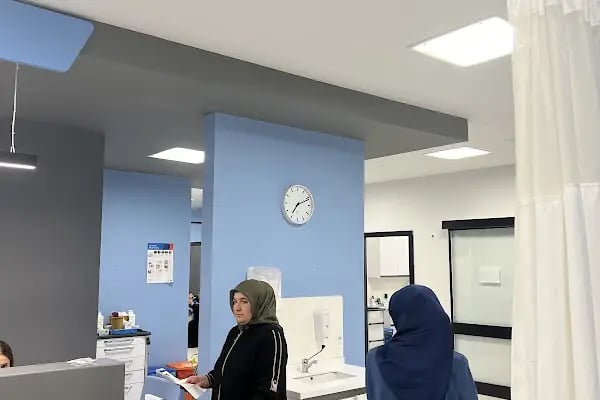 İzmir Şehir Hastanesi ACİL - Resim 3