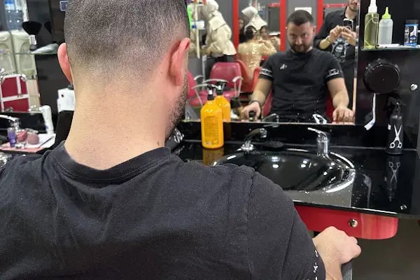 Kuaför Alanya Bilal erol nail manikür pedikür hair salon - Resim 15
