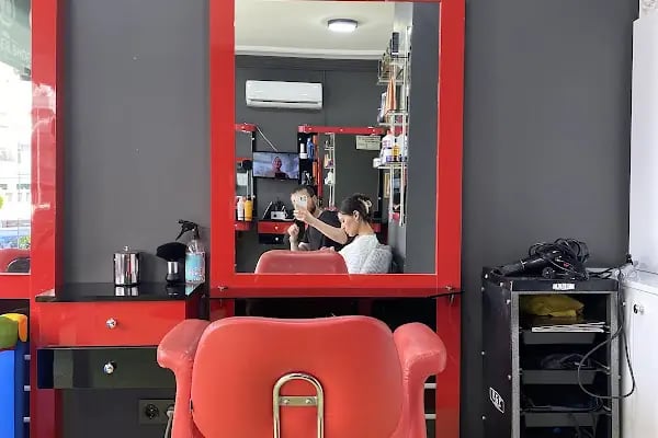 Kuaför Alanya Bilal erol nail manikür pedikür hair salon - Resim 5