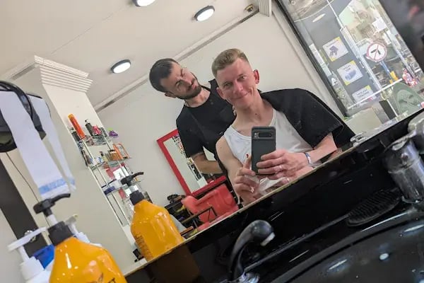 Kuaför Alanya Bilal erol nail manikür pedikür hair salon - Resim 6