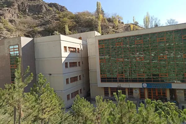 Katip Çelebi İlkokulu - Resim 19