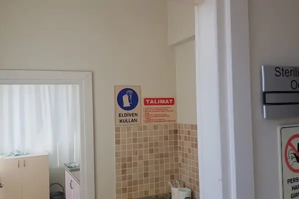 Özel Topaloğlu Ağız ve diş Polikliniği - Dentist - Resim 20