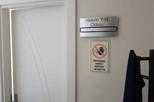 Özel Topaloğlu Ağız ve diş Polikliniği - Dentist - Resim 5