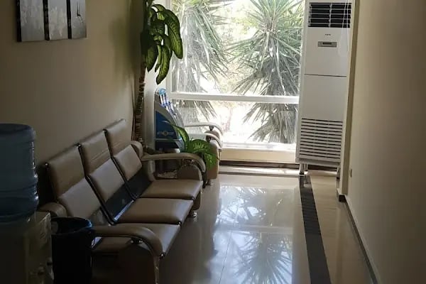 Özel Topaloğlu Ağız ve diş Polikliniği - Dentist - Resim 7