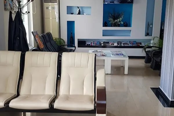 Özel Topaloğlu Ağız ve diş Polikliniği - Dentist - Resim 17