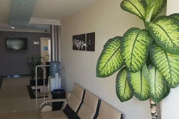 Özel Topaloğlu Ağız ve diş Polikliniği - Dentist - Resim 13