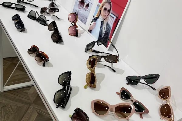Avenue Optik - Resim 2