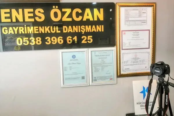 AYNA EMLAK GAYRİMENKUL OFİSİ - Resim 1